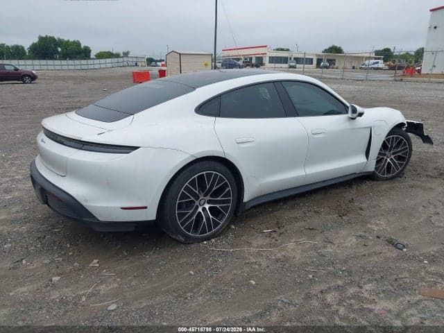 2021 PORSCHE TAYCAN 4