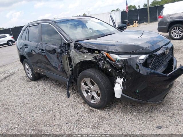 2023 TOYOTA RAV4 XLE 6