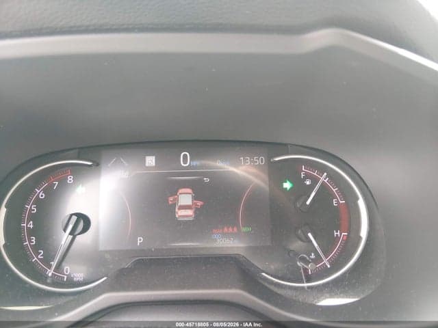2023 TOYOTA RAV4 XLE 7