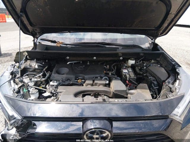2023 TOYOTA RAV4 XLE 10