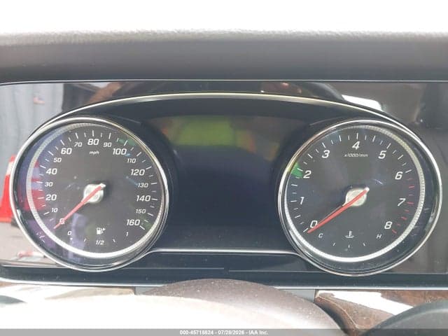 2017 MERCEDES-BENZ E 300 4MATIC 7