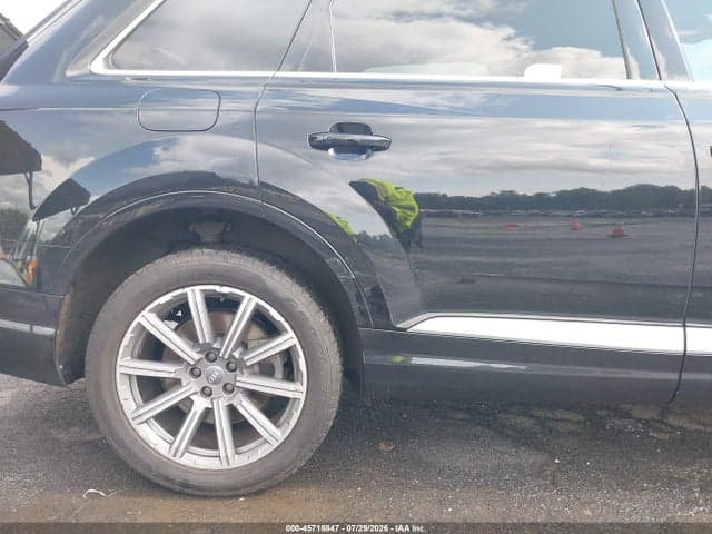 2018 AUDI Q7 3.0T PREMIUM 6