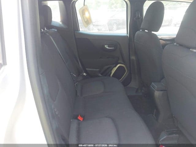 2017 JEEP RENEGADE SPORT 8