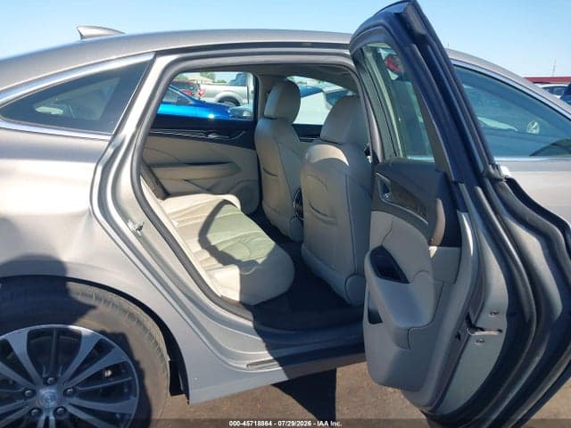 2017 BUICK LACROSSE ESSENCE 8