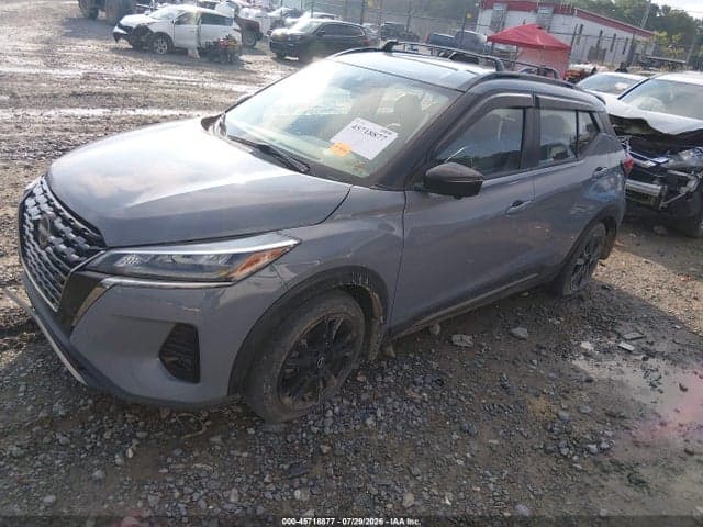 2023 NISSAN KICKS SR XTRONIC CVT 2