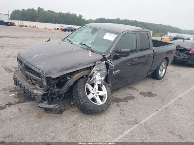 2017 RAM 1500 EXPRESS 4X4 6'4 BOX 2