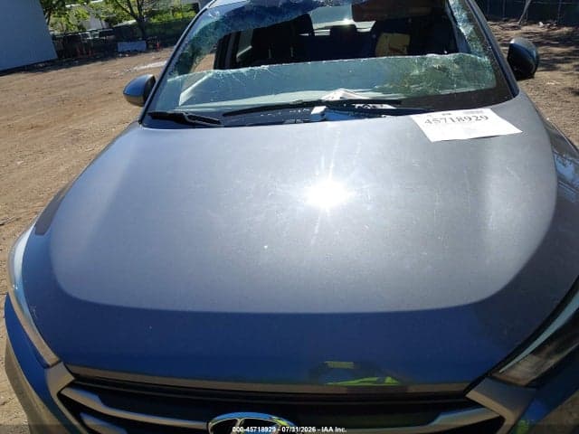 2018 HYUNDAI TUCSON SE 10