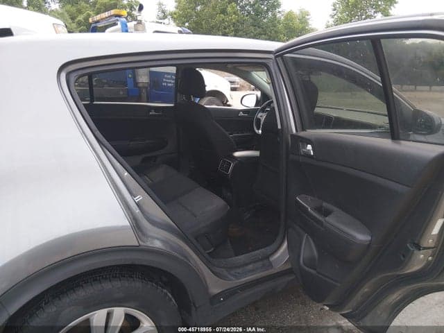 2017 KIA SPORTAGE LX 8