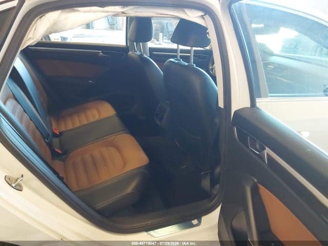 2018 VOLKSWAGEN PASSAT 2.0T SEL PREMIUM 8