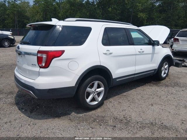 2017 FORD EXPLORER XLT 4
