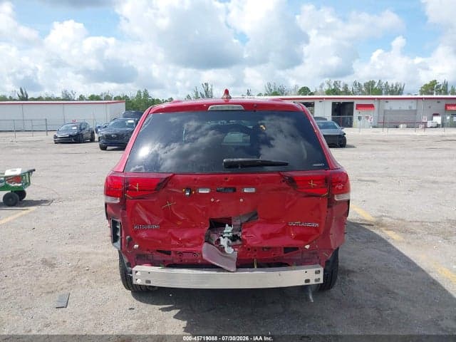 2018 MITSUBISHI OUTLANDER ES 6