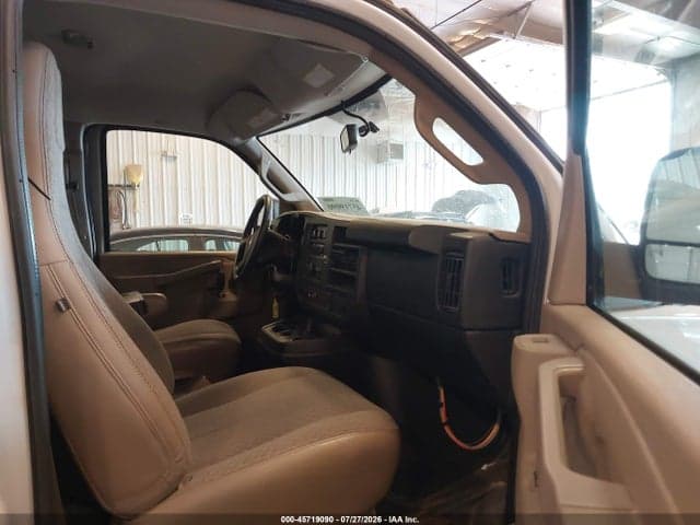 2017 CHEVROLET EXPRESS 2500 WORK VAN 5