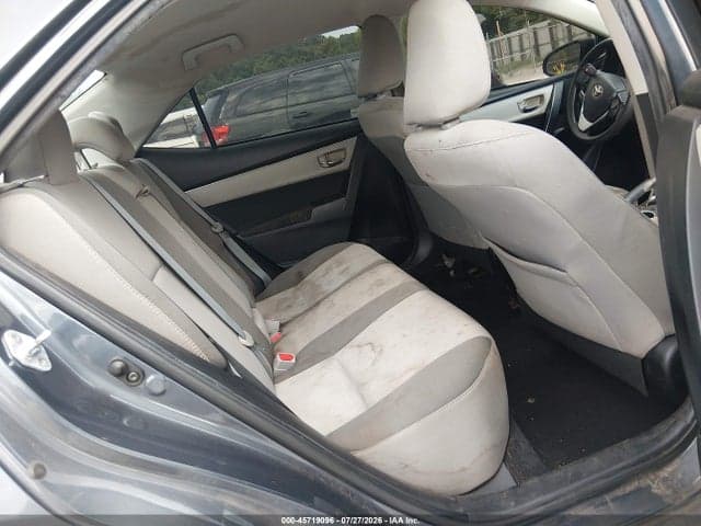 2017 TOYOTA COROLLA LE 8