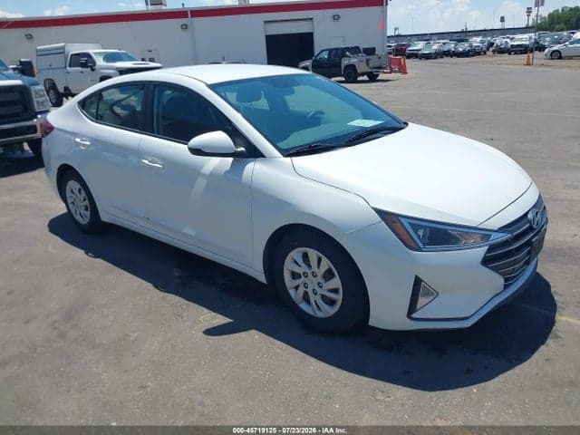2019 HYUNDAI ELANTRA SE 1
