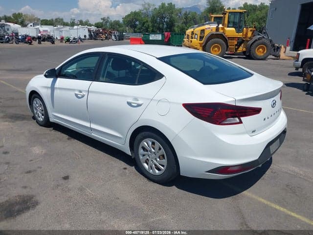 2019 HYUNDAI ELANTRA SE 3