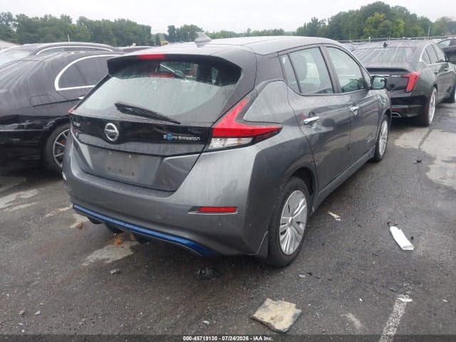 2018 NISSAN LEAF S 4