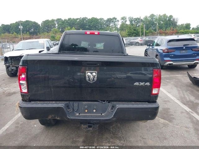2018 RAM 1500 EXPRESS 4X4 6'4 BOX 16