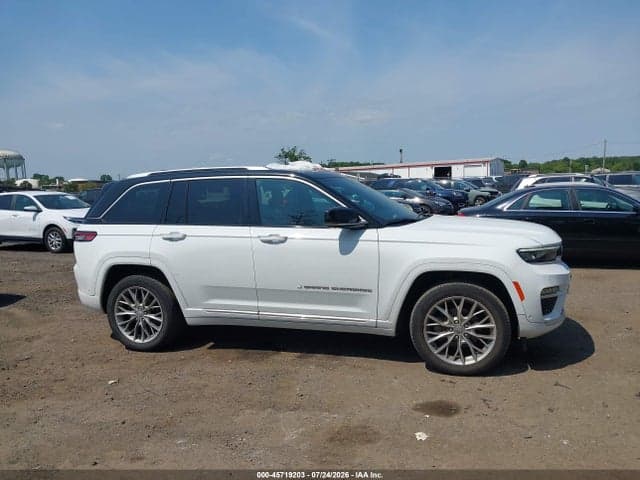 2022 JEEP GRAND CHEROKEE SUMMIT 4X4 13