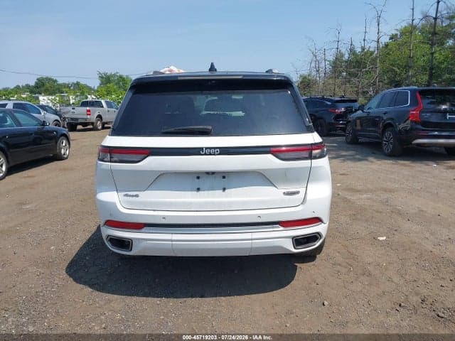 2022 JEEP GRAND CHEROKEE SUMMIT 4X4 16