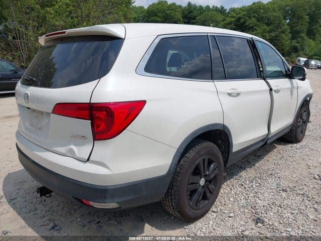 2017 HONDA PILOT EX-L 4