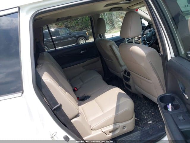 2017 HONDA PILOT EX-L 8