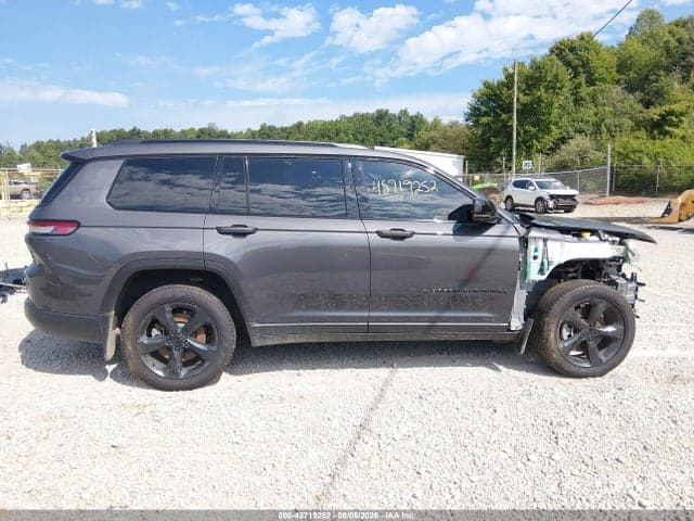 2025 JEEP GRAND CHEROKEE L LIMITED 4X4 14