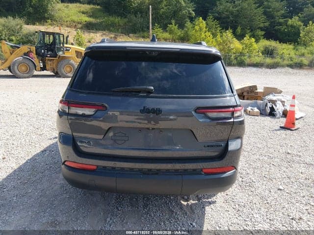 2025 JEEP GRAND CHEROKEE L LIMITED 4X4 17
