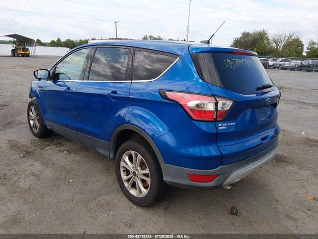 2017 FORD ESCAPE SE 3
