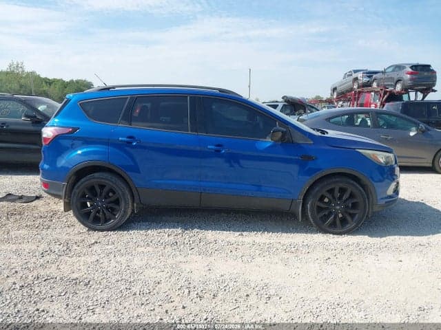 2017 FORD ESCAPE SE 13
