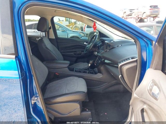 2017 FORD ESCAPE SE 5