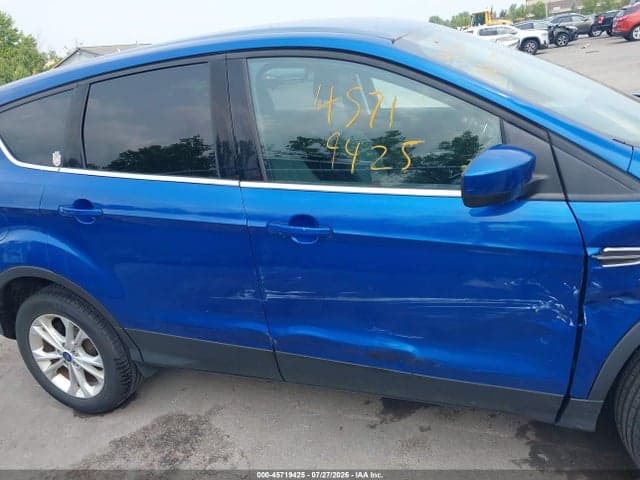 2017 FORD ESCAPE SE 14