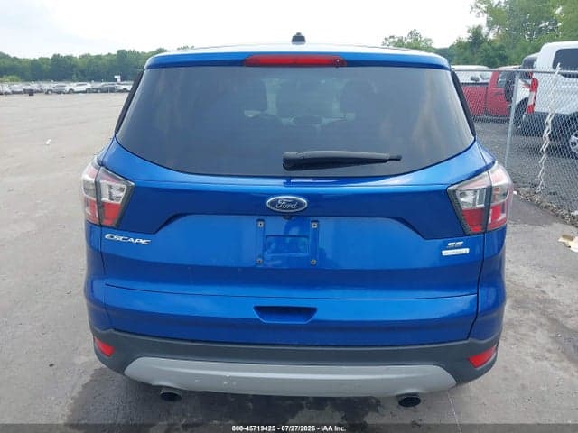 2017 FORD ESCAPE SE 17