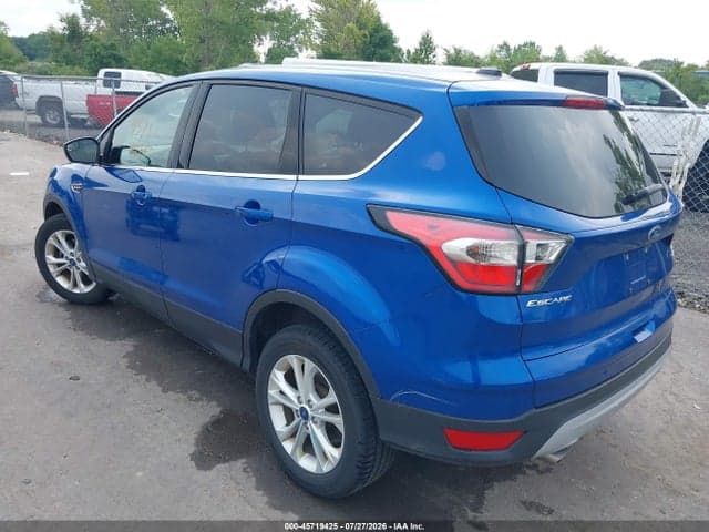 2017 FORD ESCAPE SE 3