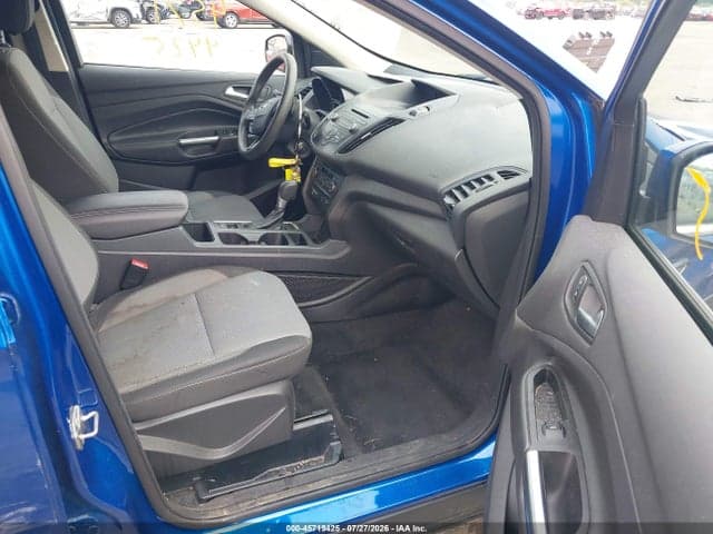 2017 FORD ESCAPE SE 5