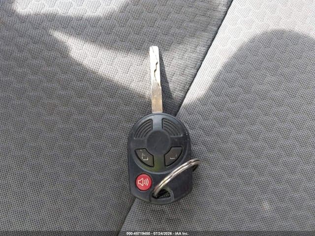 2017 FORD ESCAPE SE 11