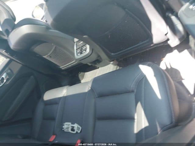 2023 VOLVO XC60 B6 ULTIMATE DARK THEME 8