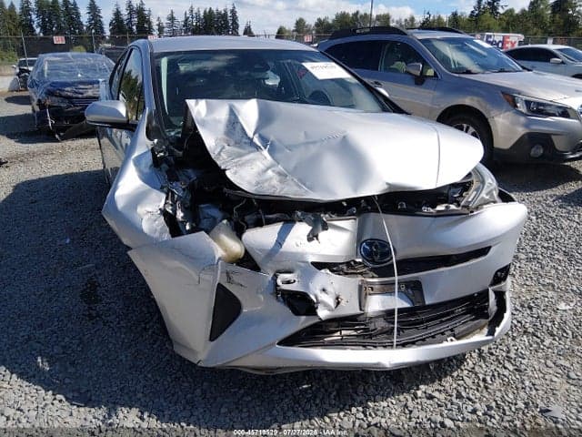 2018 TOYOTA PRIUS TWO 6