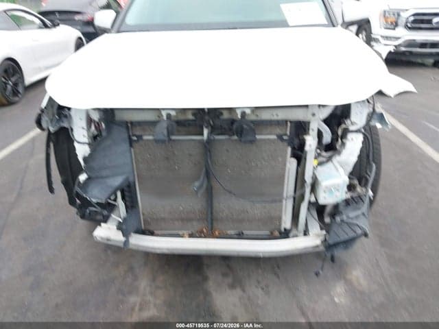 2022 TOYOTA HIGHLANDER XLE 6