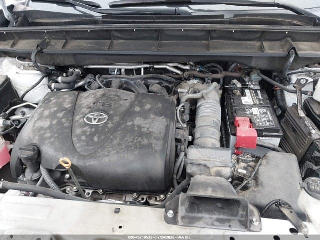 2022 TOYOTA HIGHLANDER XLE 10