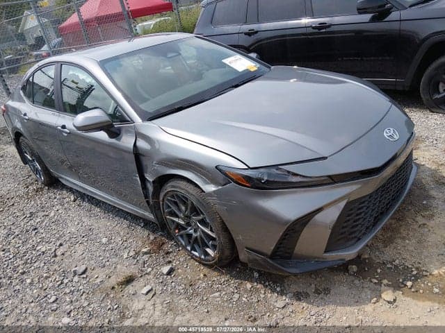 2026 TOYOTA CAMRY SE 1