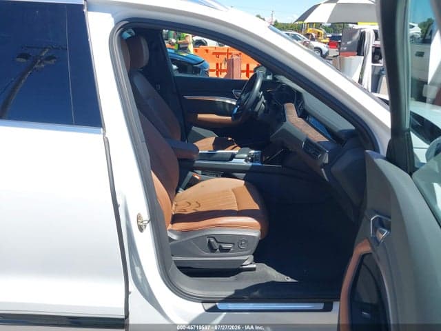 2019 AUDI E-TRON PREMIUM PLUS 5