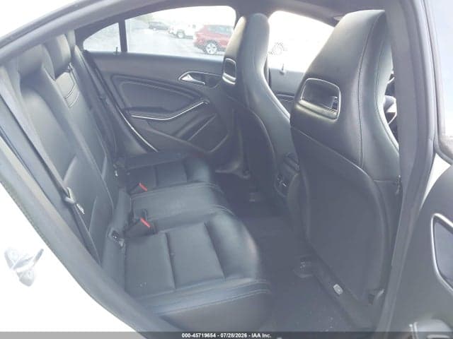 2019 MERCEDES-BENZ CLA 250 8