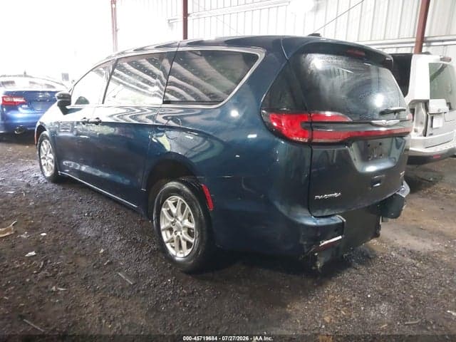 2024 CHRYSLER PACIFICA TOURING 3
