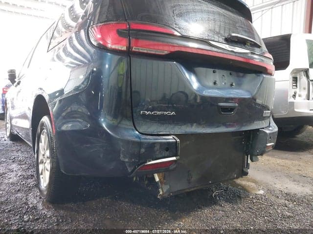 2024 CHRYSLER PACIFICA TOURING 6