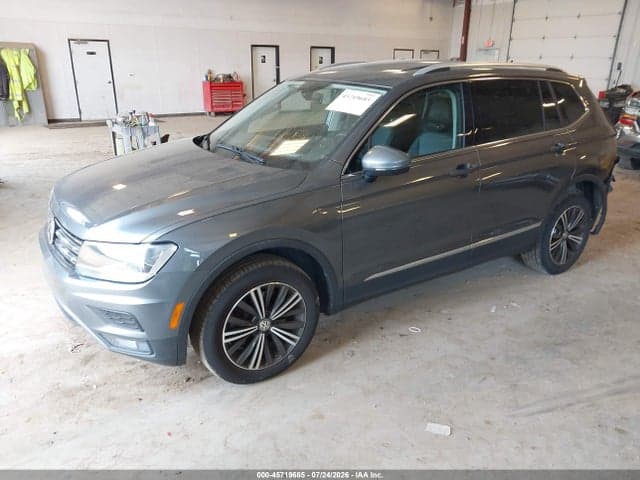 2018 VOLKSWAGEN TIGUAN 2.0T SE/2.0T SEL 2