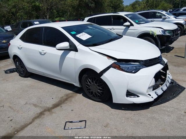 2017 TOYOTA COROLLA LE 1