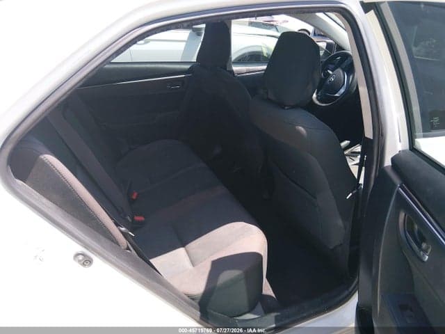 2017 TOYOTA COROLLA LE 8