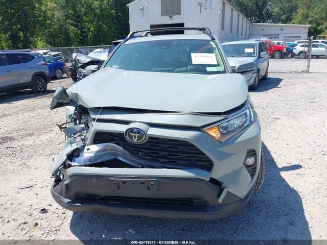 2021 TOYOTA RAV4 XLE 6