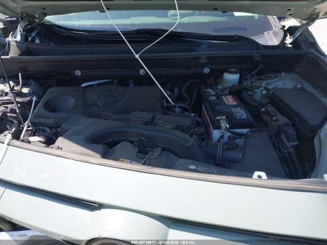 2021 TOYOTA RAV4 XLE 10