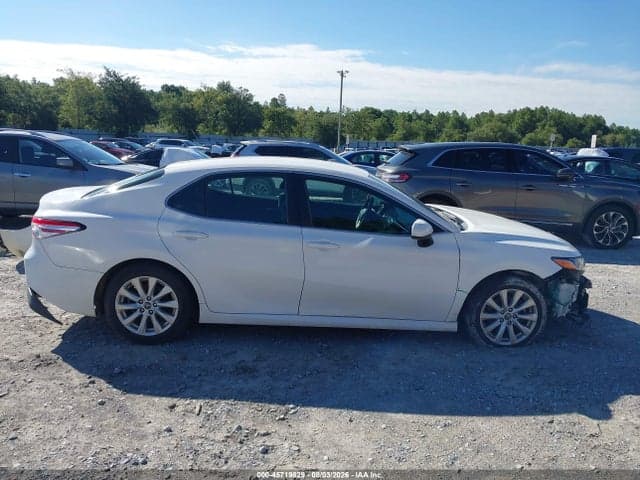 2018 TOYOTA CAMRY LE 13